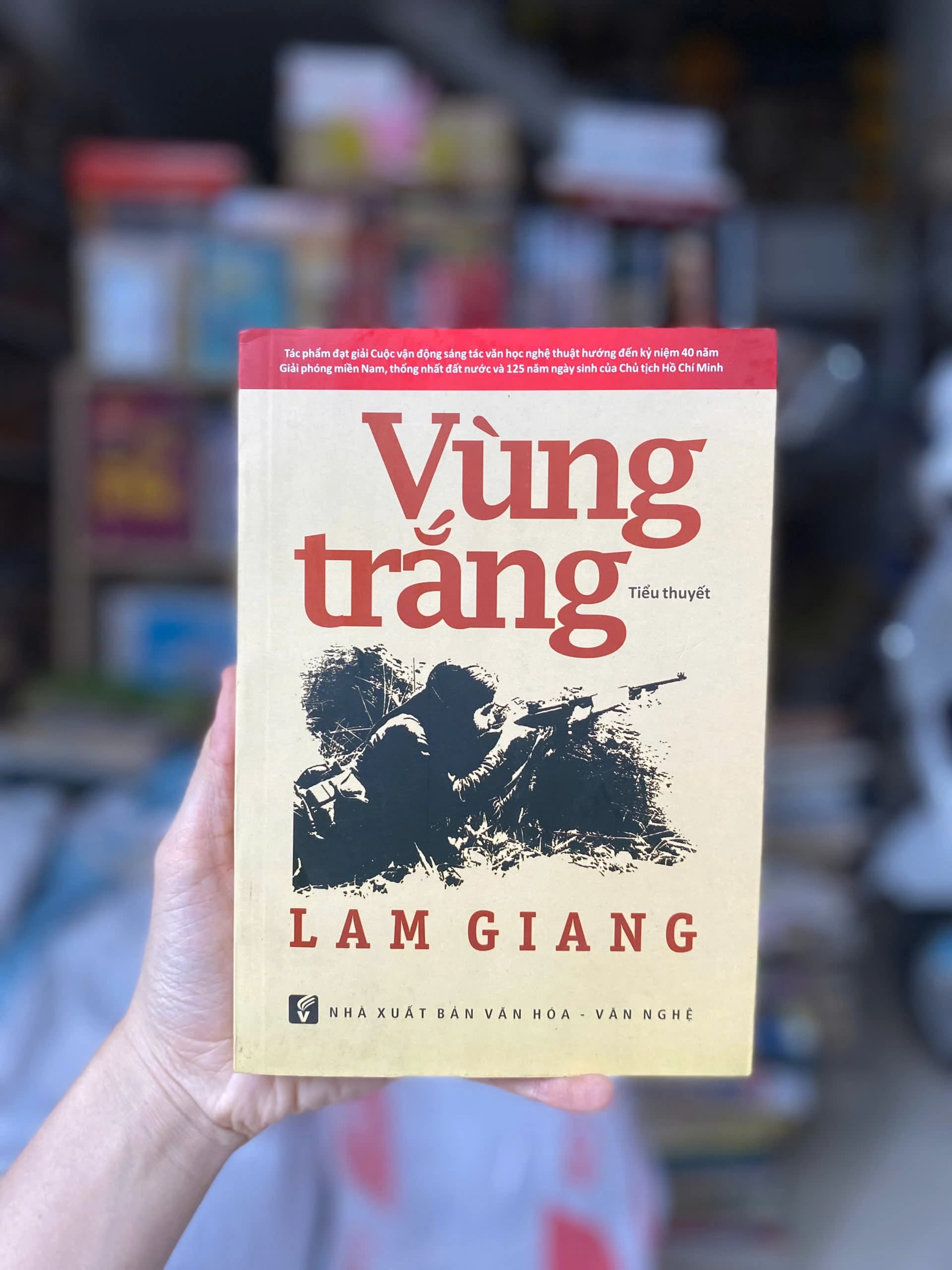 Vùng Trắng - Lam Giang - Image 1