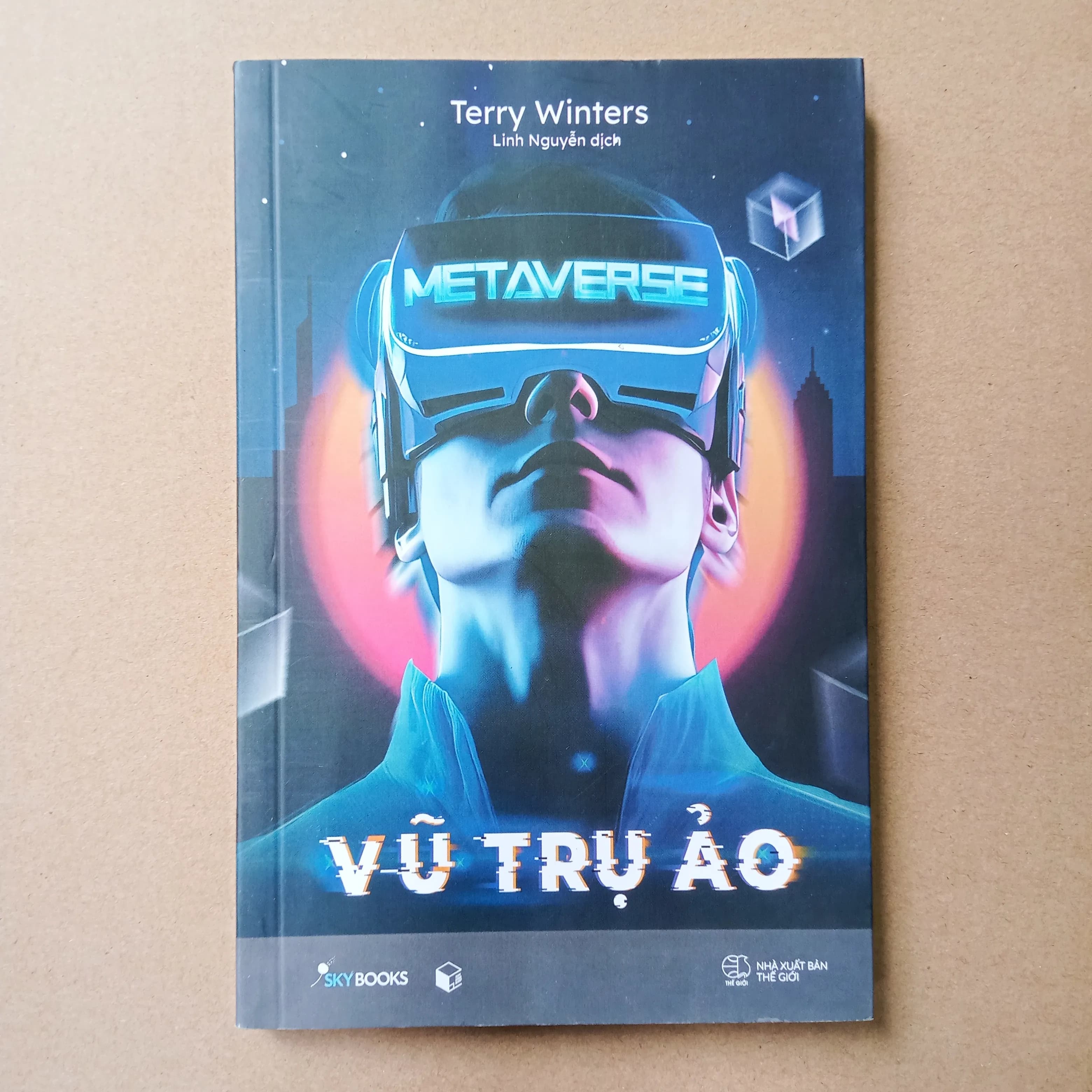 Vũ trụ áo - Image 1